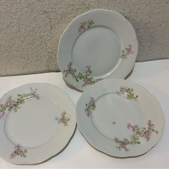 3 salad /Dessert (Sauce) plates by VICTORIA (AUSTRIA) 7 3/8” - Picture 4 of 7